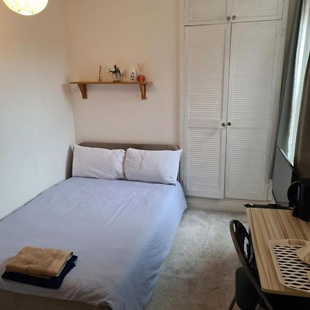 A Private & Beautiful Bedroom With Shared Bathroom In The Heart Of Bournemouth Exteriér fotografie